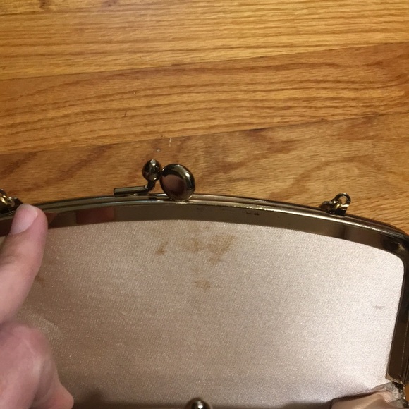 Vintage Gold Clutch with Chain - Picture 6 of 7